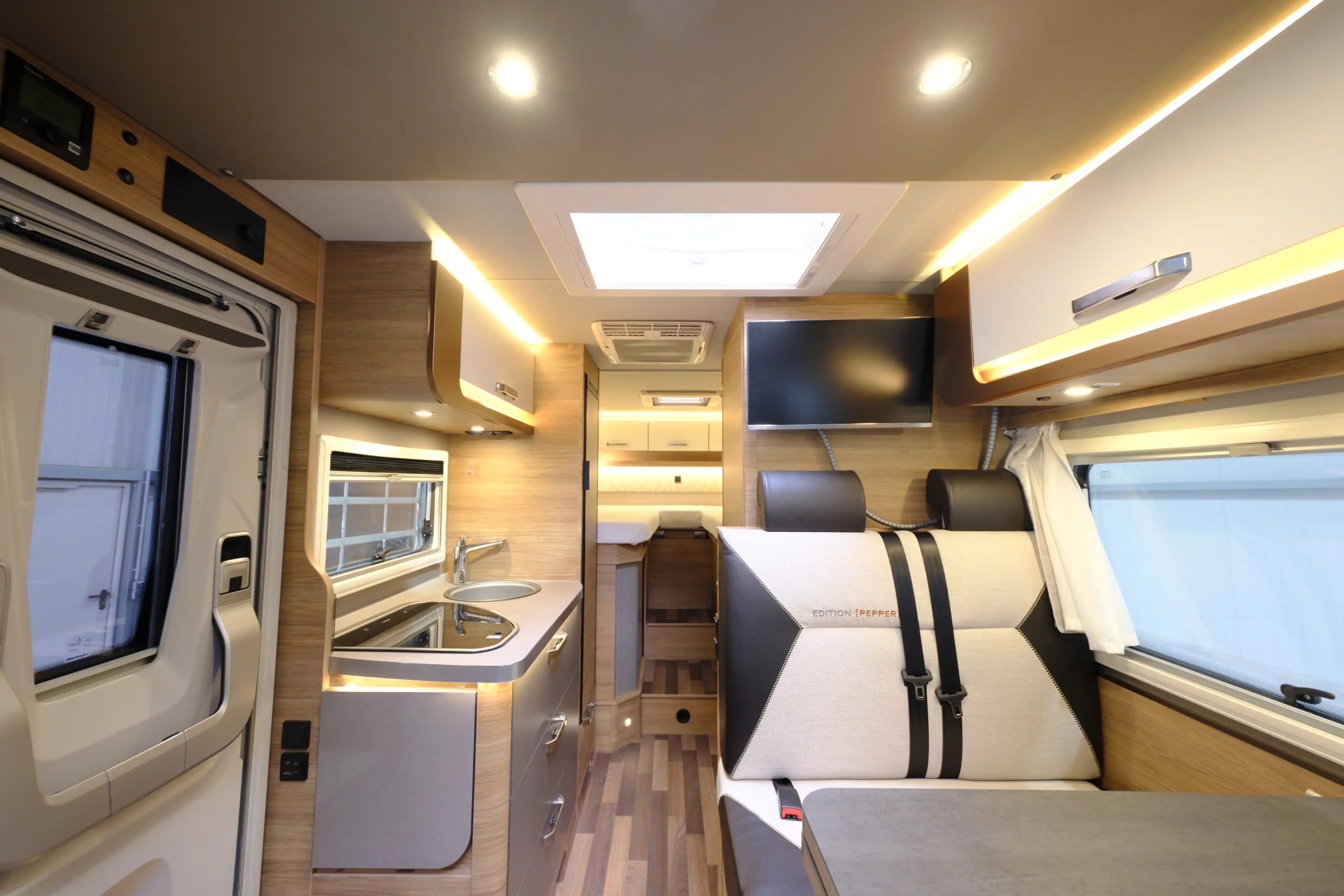 WEINSBERG CaraCompact Pepper Edition Automatik - Ansicht 9